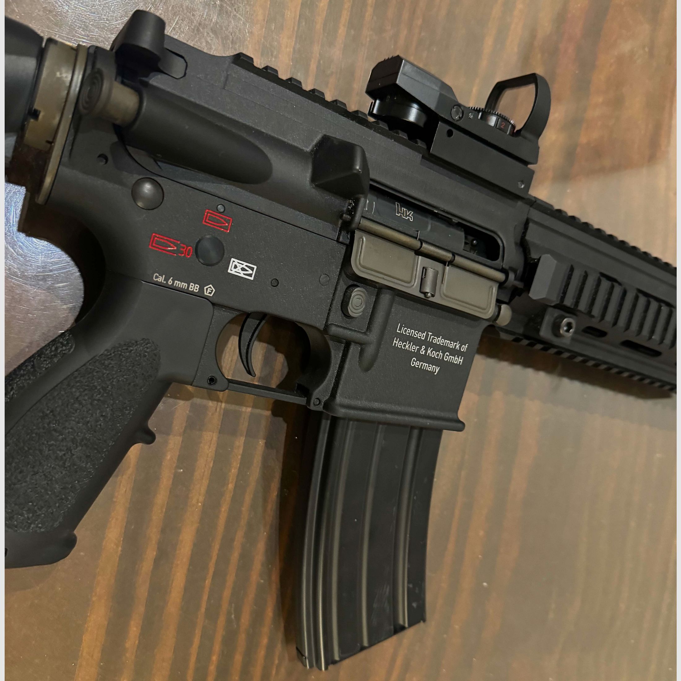 HK 416 D (Airsoft) überwiegend aus Metall in einem sehr guten Zustand (kaum benutzt)