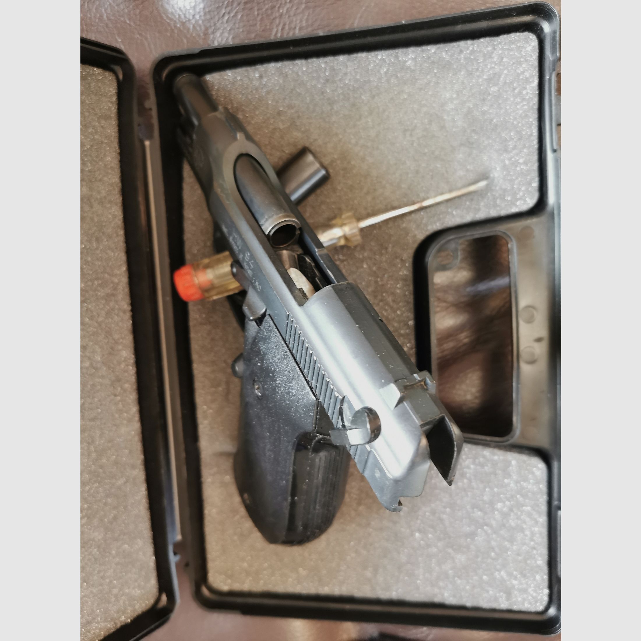 Weihrauch HW 94 completamente nero, usato con segni di usura, libero per Capodanno a partire da 18 anni.