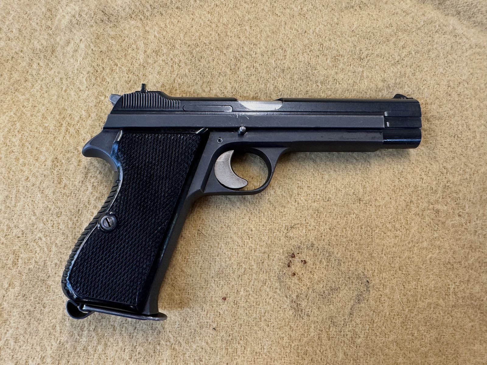 SIG P210 Schweizer Armee Pistole 9mm
