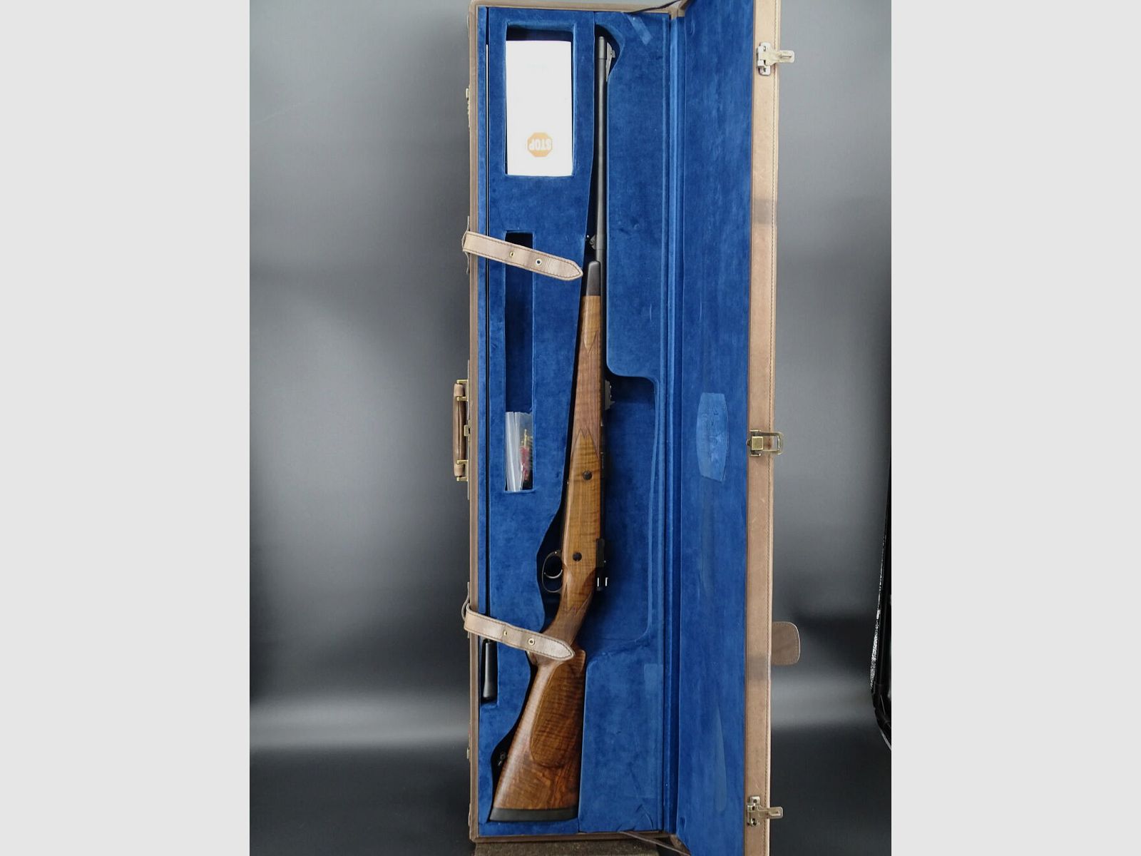 Mauser M98 100 Jahre Jubiläum Kaliber .416 Rigby inkl. Lederkoffer	 M98 Magnumsystem 100 Jahre Mauser 16 / 100 Sammlungsauflösung