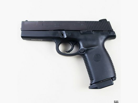 Smith & Wesson pistol mod. SW9F cal. 9×19 matr. SPAC8308