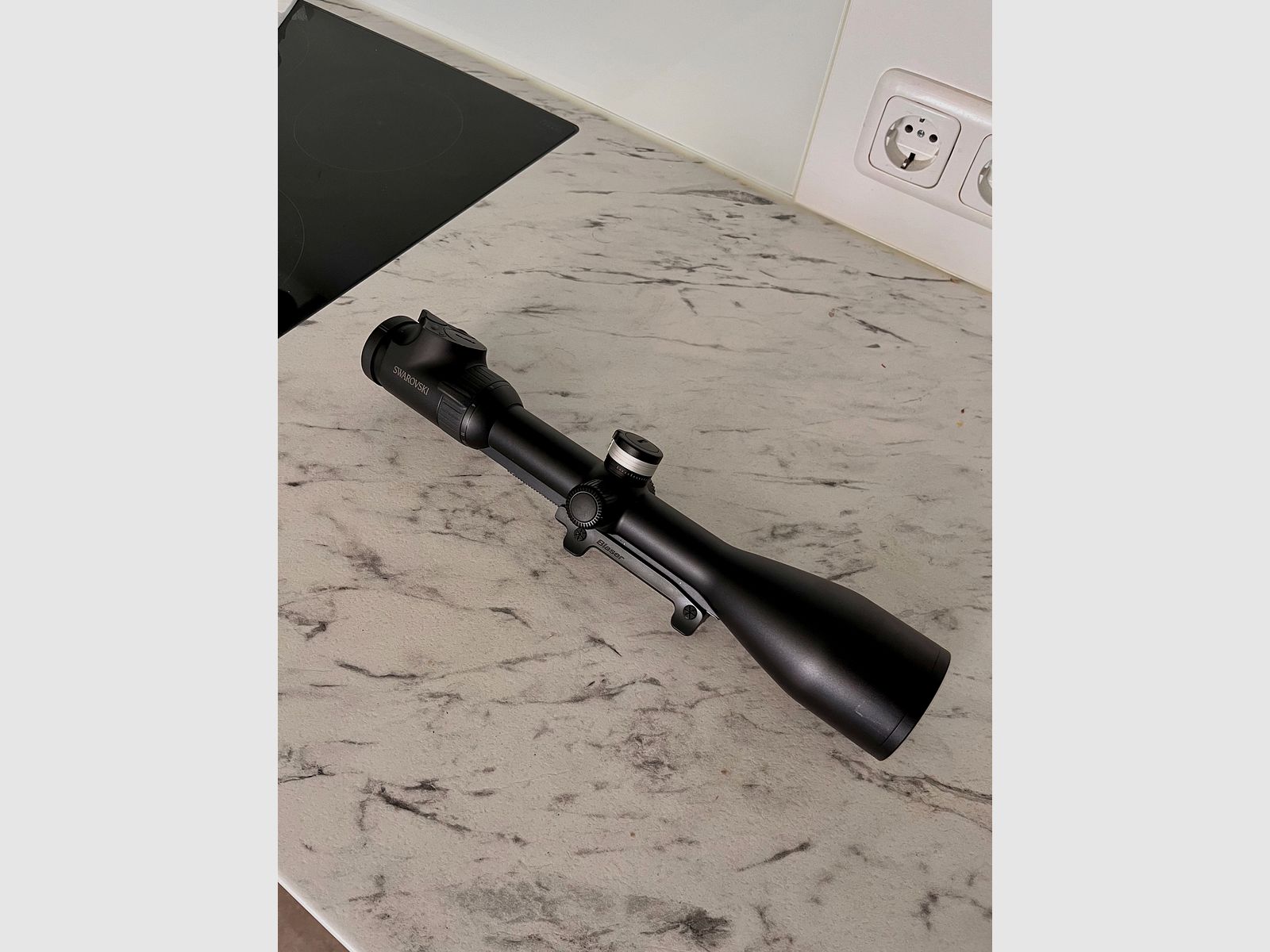 Swarovski Z6i 2,5-15x56 SR BT optional Blaser Sattelmontage 