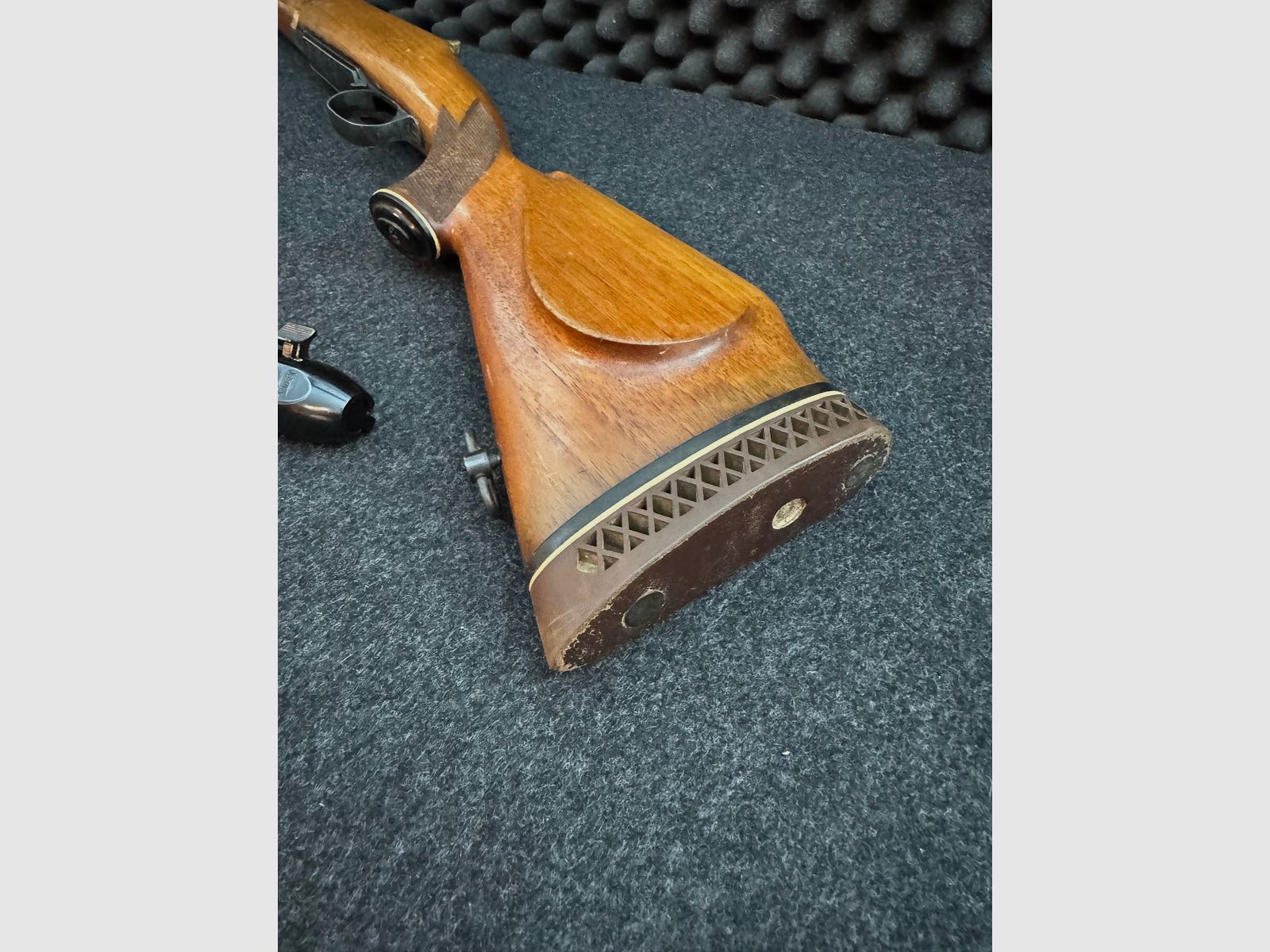 Schaft für Mauser 2000 / Heym SR 10 mit Schloss, Schlagbolzen, Magazinkasten, Kimme und Abzug