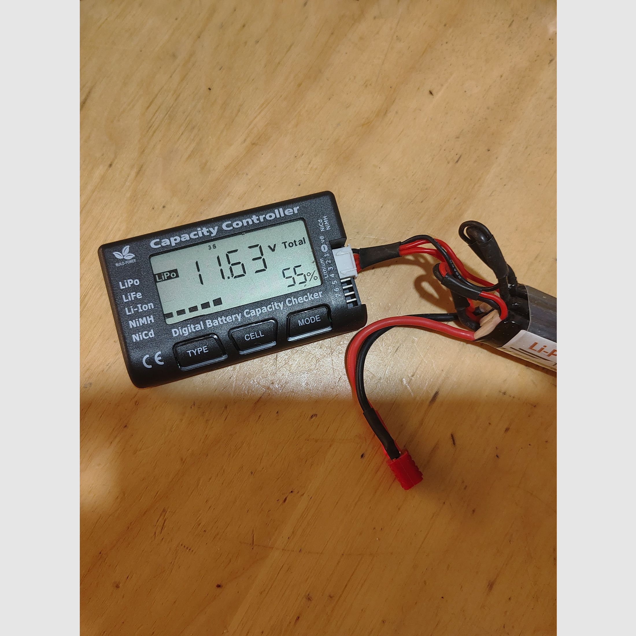 6x Airsoft LiPo Akku Set (11.1V & 7.4V) – Geprüft per Tester + LiPo Guard Tasche