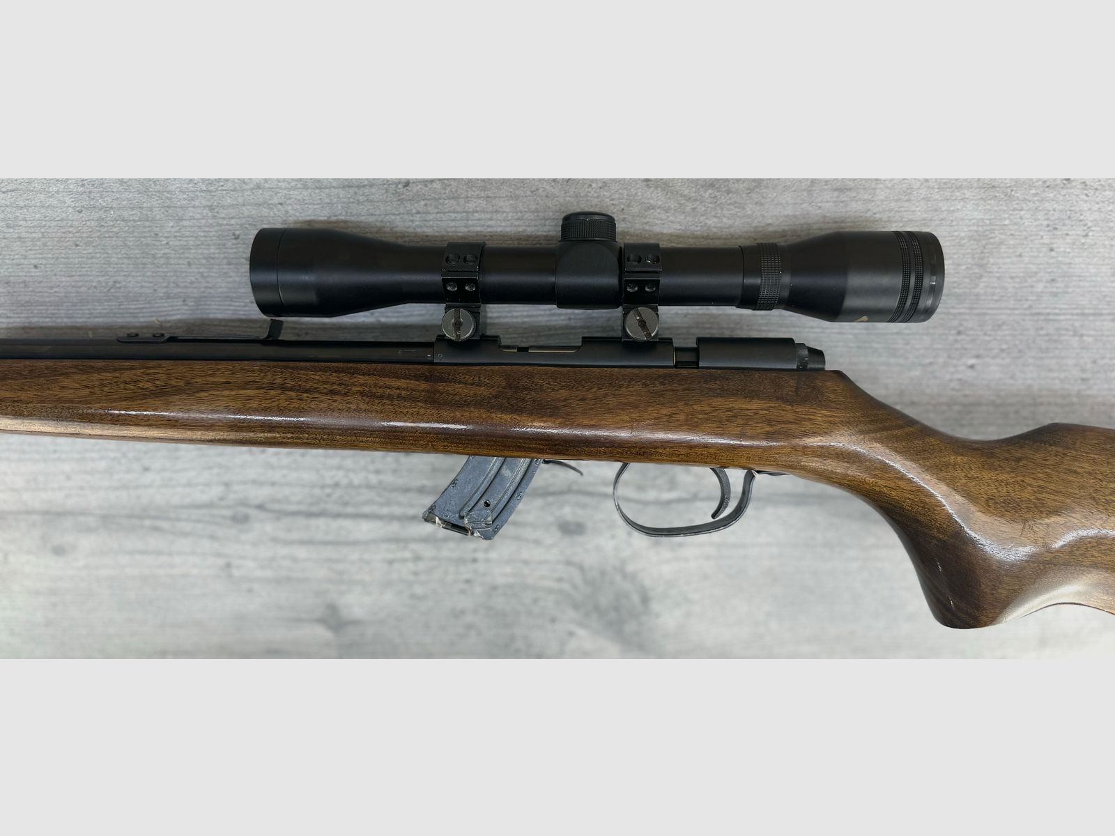 CBC Model 122, Kal.: .22lr Repetierbüchse + Gamo Zielfernrohr