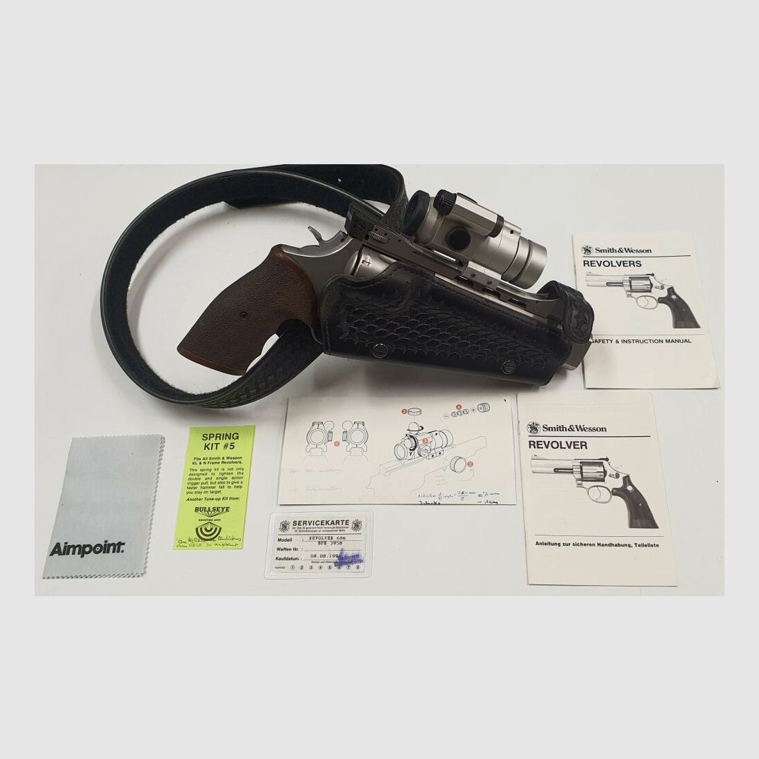 Smith & Wesson 686-3 Merkle tuning, including Aim Point