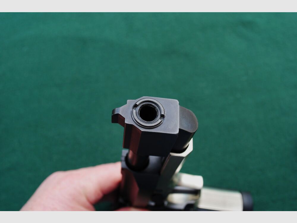 Vektor SP 1 Target im Original Koffer, Made in South Africa