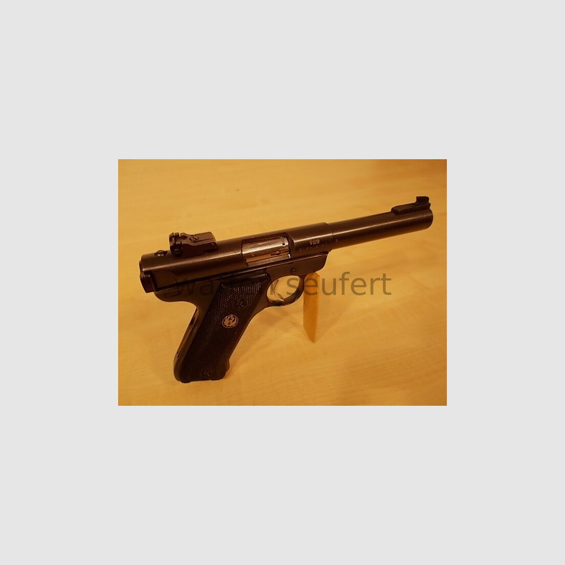 Ruger MarkII Target with spare magazine original packaging