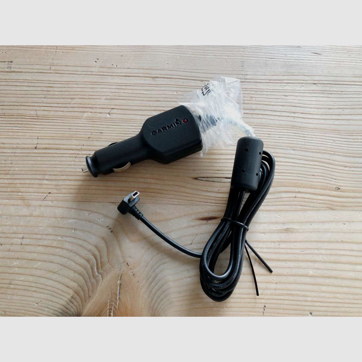 Autoladegerät Garmin Micro USB