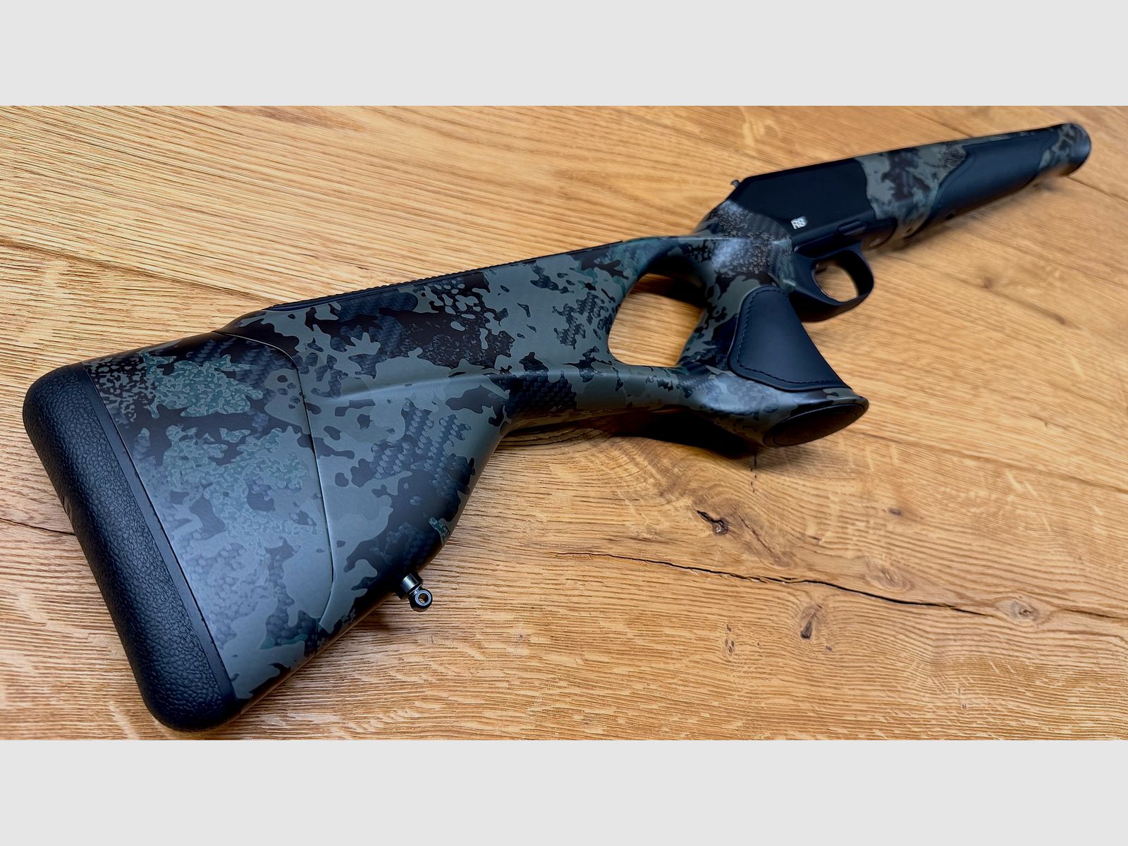 Blaser R8 Ultimate Carbon Huntec Camo carcasa / Atzl Match-caza disparador / Logo plata / Peso semi