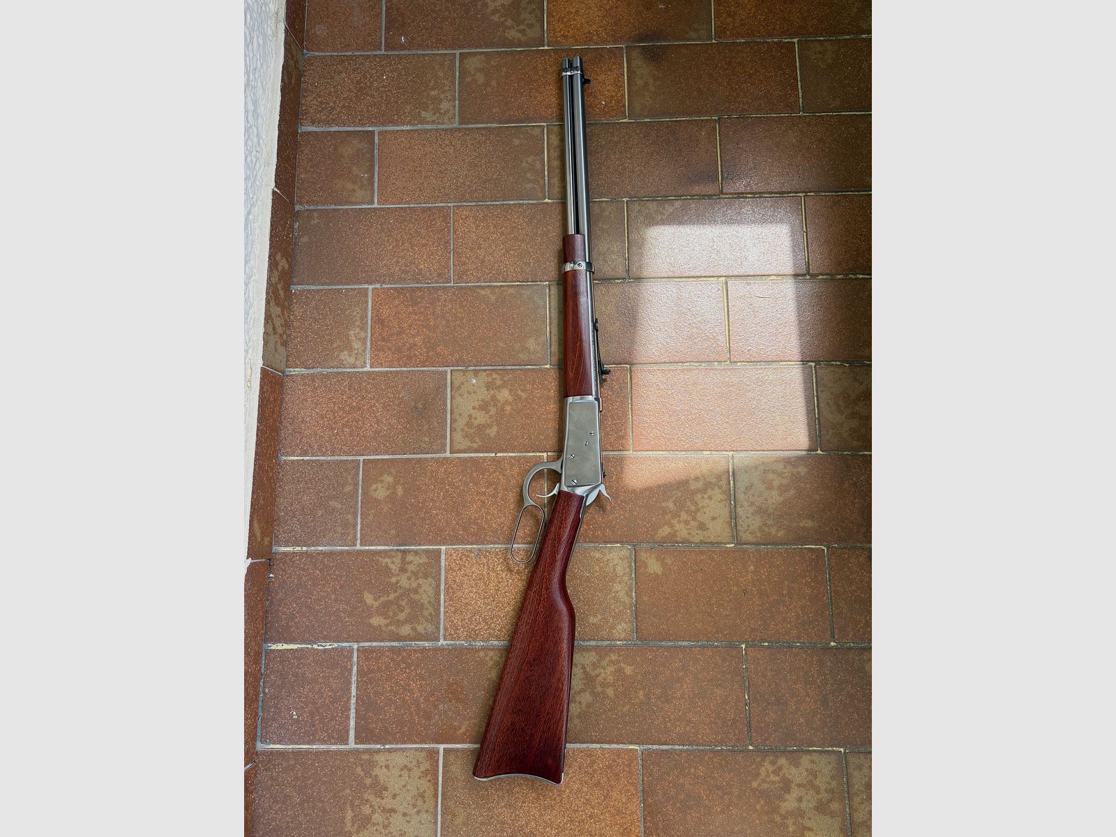 Rossi R92 Stainless 20" .357 Mag / .38 Special – estado como nuevo