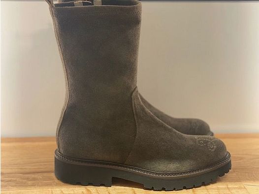 dirndl & bua Stiefeletten Antikbock in Moor