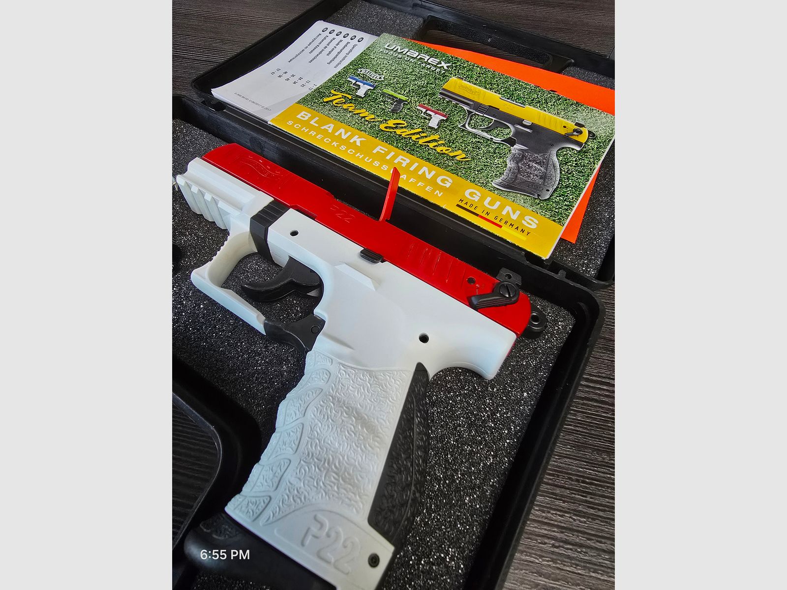 Walther P22Q  White/Red Team Edition