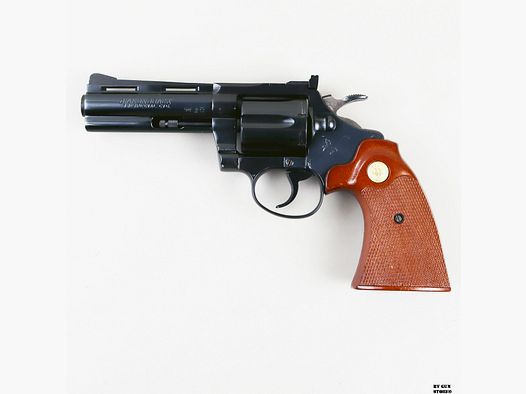 Revolver Colt mod. Diamondback Kal. 38 speziell Matr. D87092
