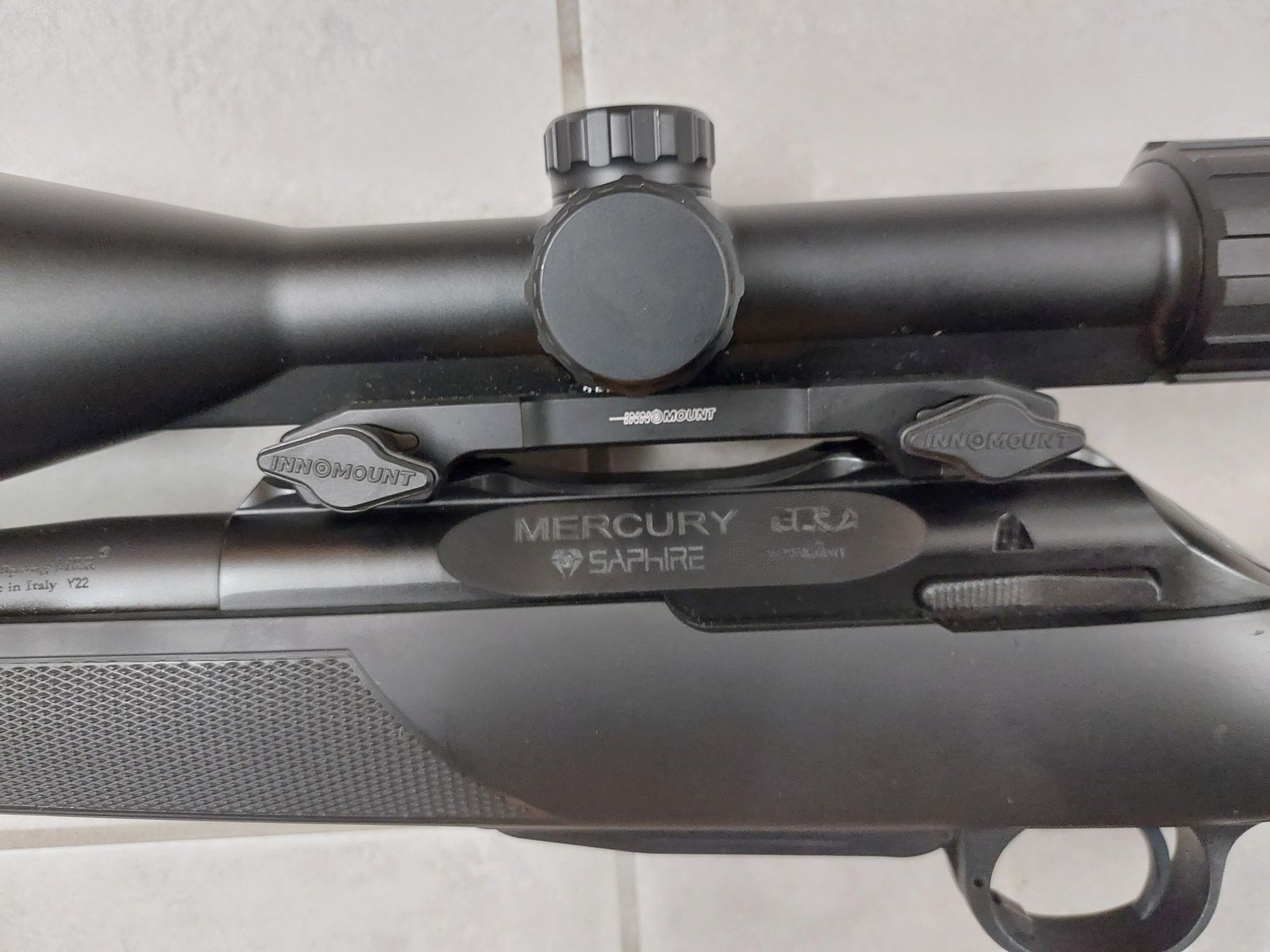 Mercury/Sabatti Saphire Repetierer Kal. .30-06 mit Minox Allrounder 3-12X56 S und Innomount Zero Montage inkl. 66 Schuß RWS HIT short rifle