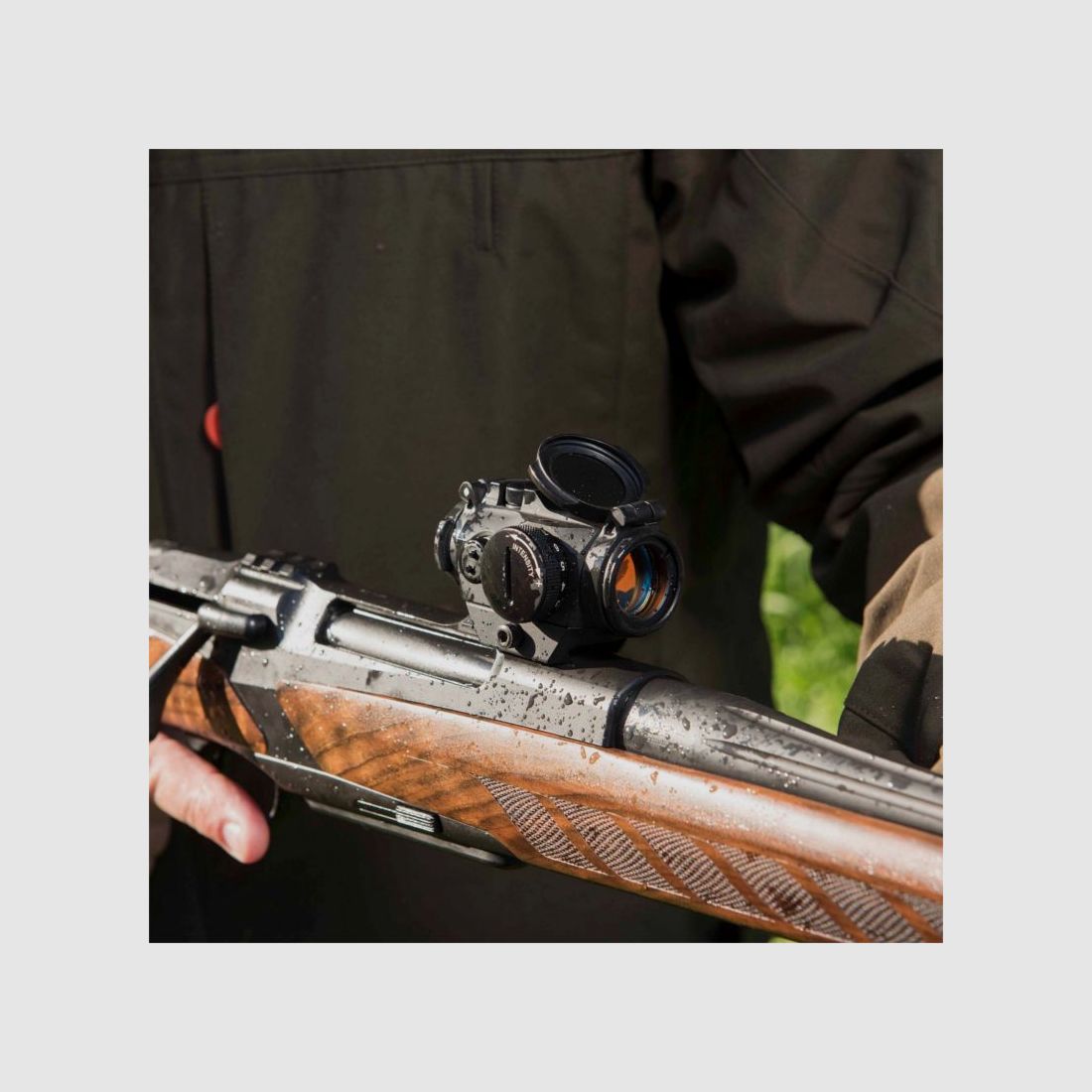 Aimpoint Micro H-2 2 MOA Weaver/Picatinny, zdjęcie 12 z 14