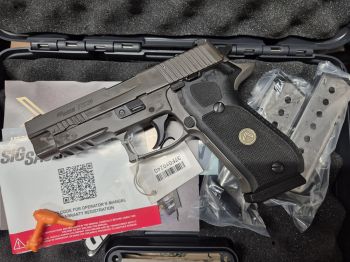 Sig Sauer P220 Legion Gray .45 ACP