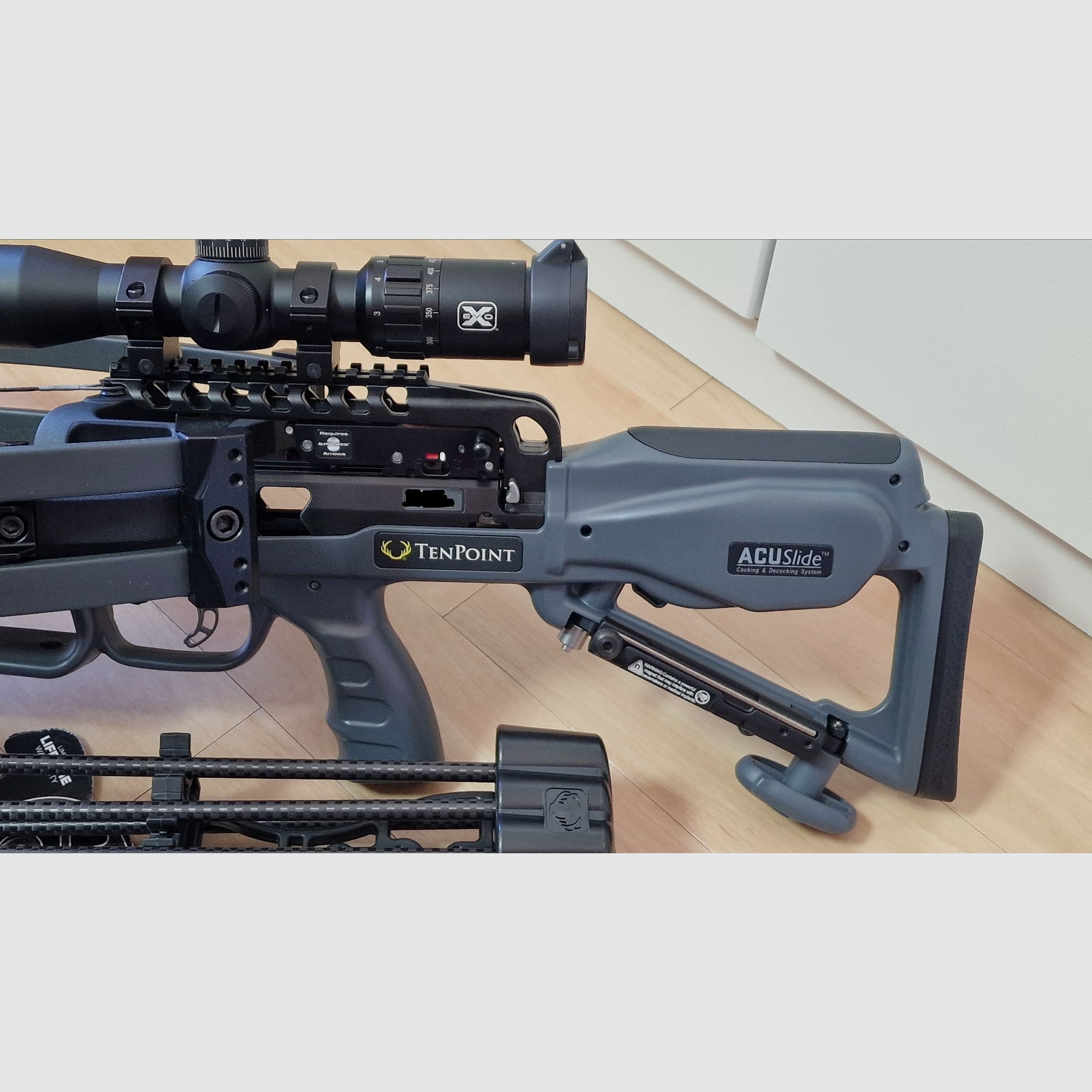 Tenpoint Havoc RS440 Grafito incluido mochila para arco de ballesta Halo HCS-20120 y 6 piezas de 16'' EVO-X Center Punch Premium flechas con Alpha-Nocks