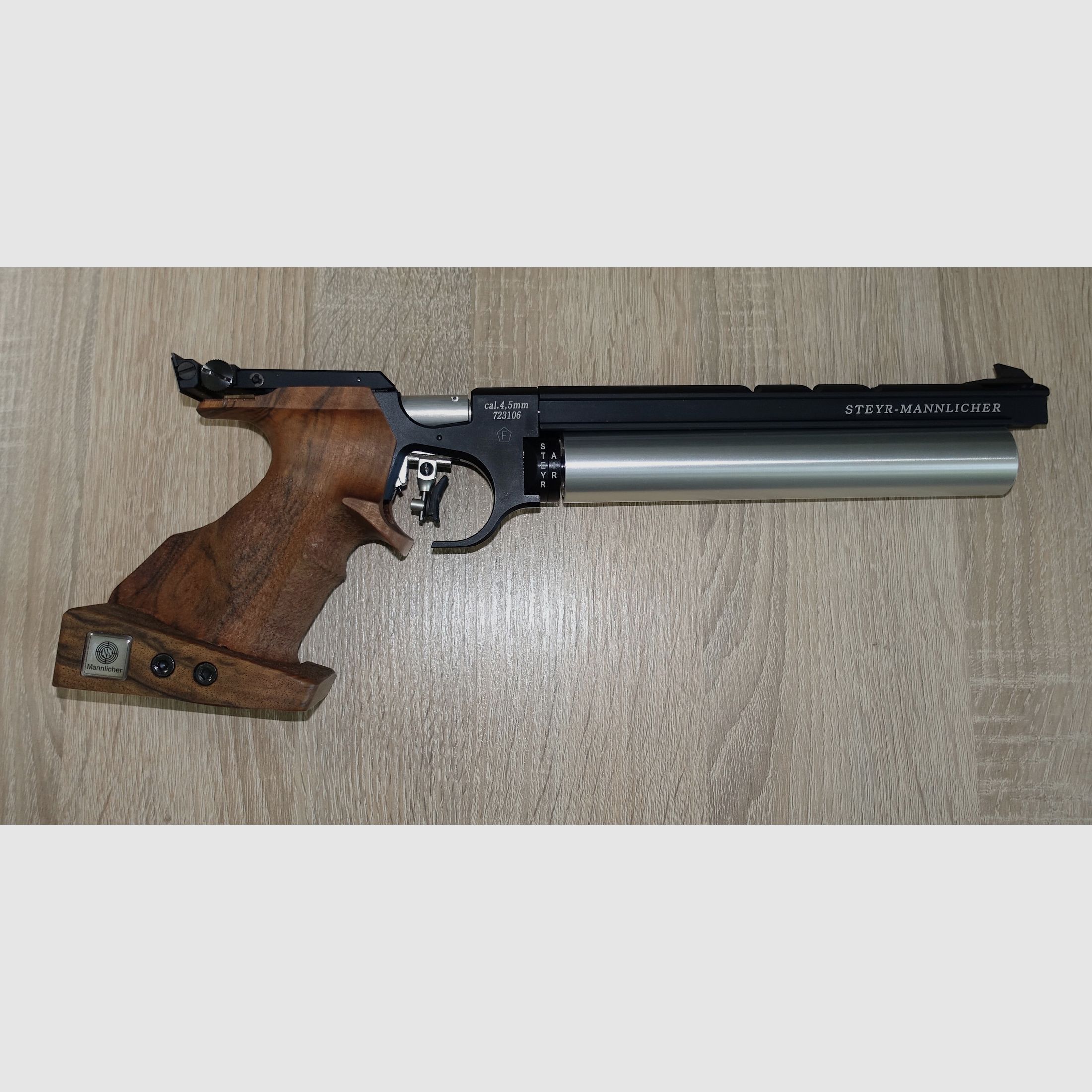 TOP offer as new Steyr air pressure match pistol / Please read!