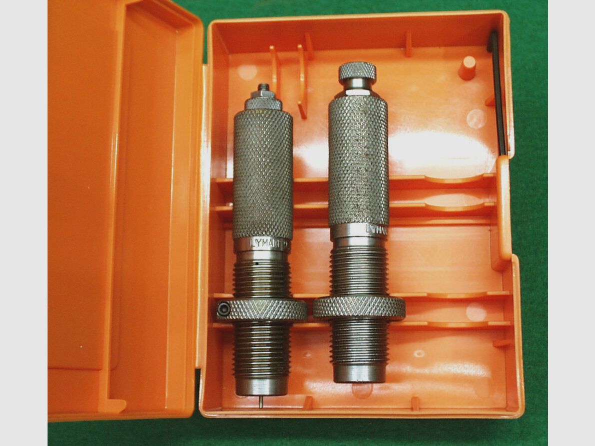 Set di matrici Lyman 2 pezzi cal. 9,3x62mm