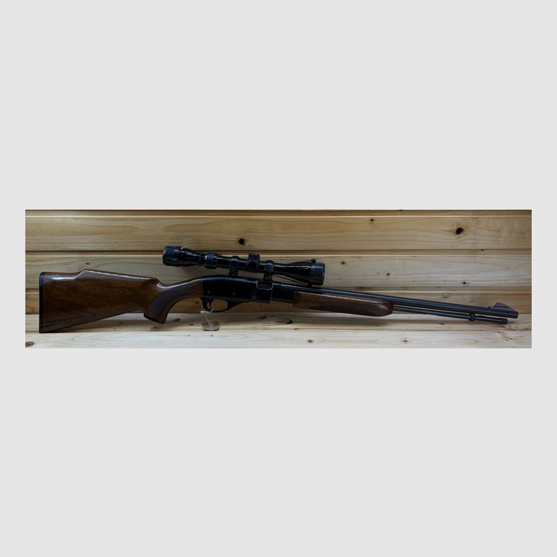 Fore-end repeating rifle Remington "Fieldmaster" Model 572 for caliber: .22 .22lr