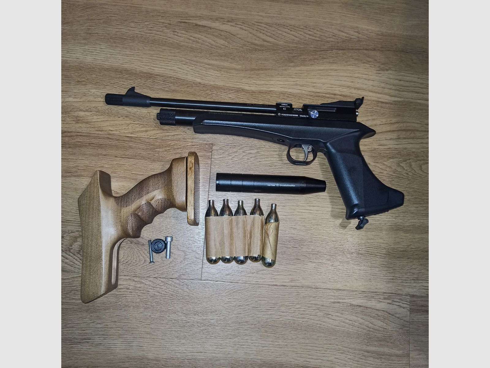 Diana Chaser Rifle Set 4.5mm with a lot of accessories.