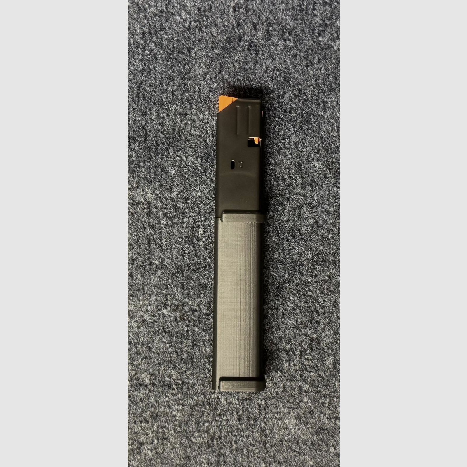 Extensión de agarre AR9 Tipo COLT SMG Magazine Duramag - Hera Oberland Arms