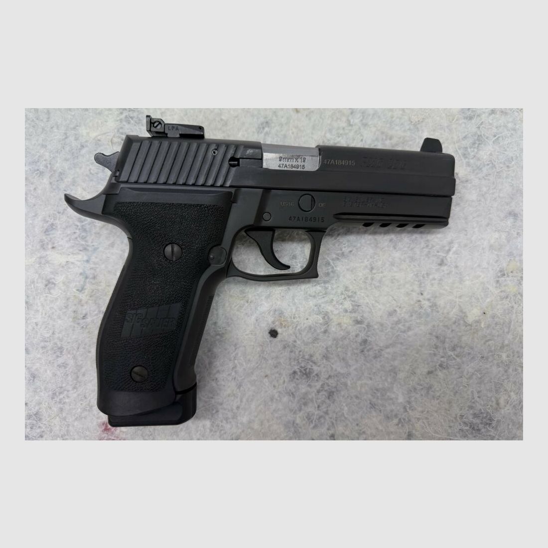 <SIG Sauer P226 LDC II TacOps 9mmLuger>