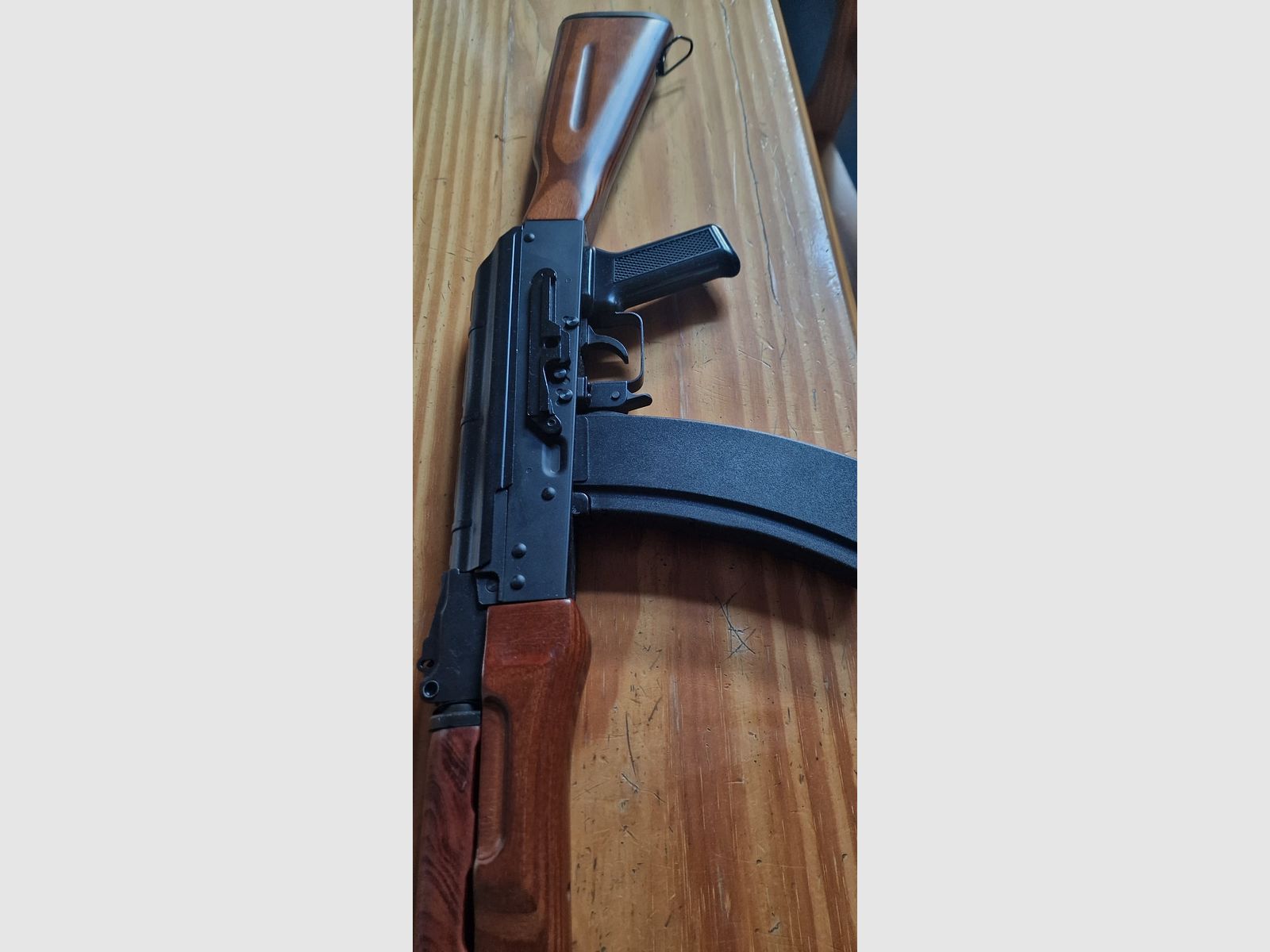 SRC AK-74N Vollmetall Echtholz Gas-Blow-Back 6mm BB