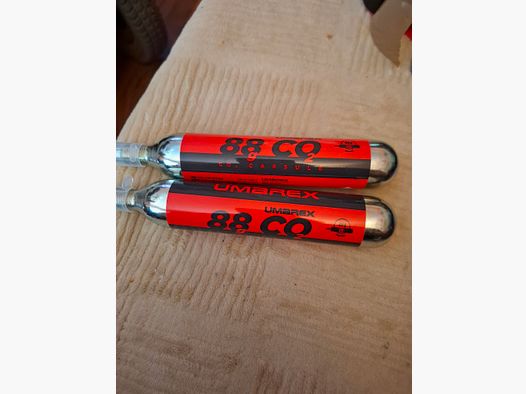 2 stuks Umarex Co2 capsules 88g