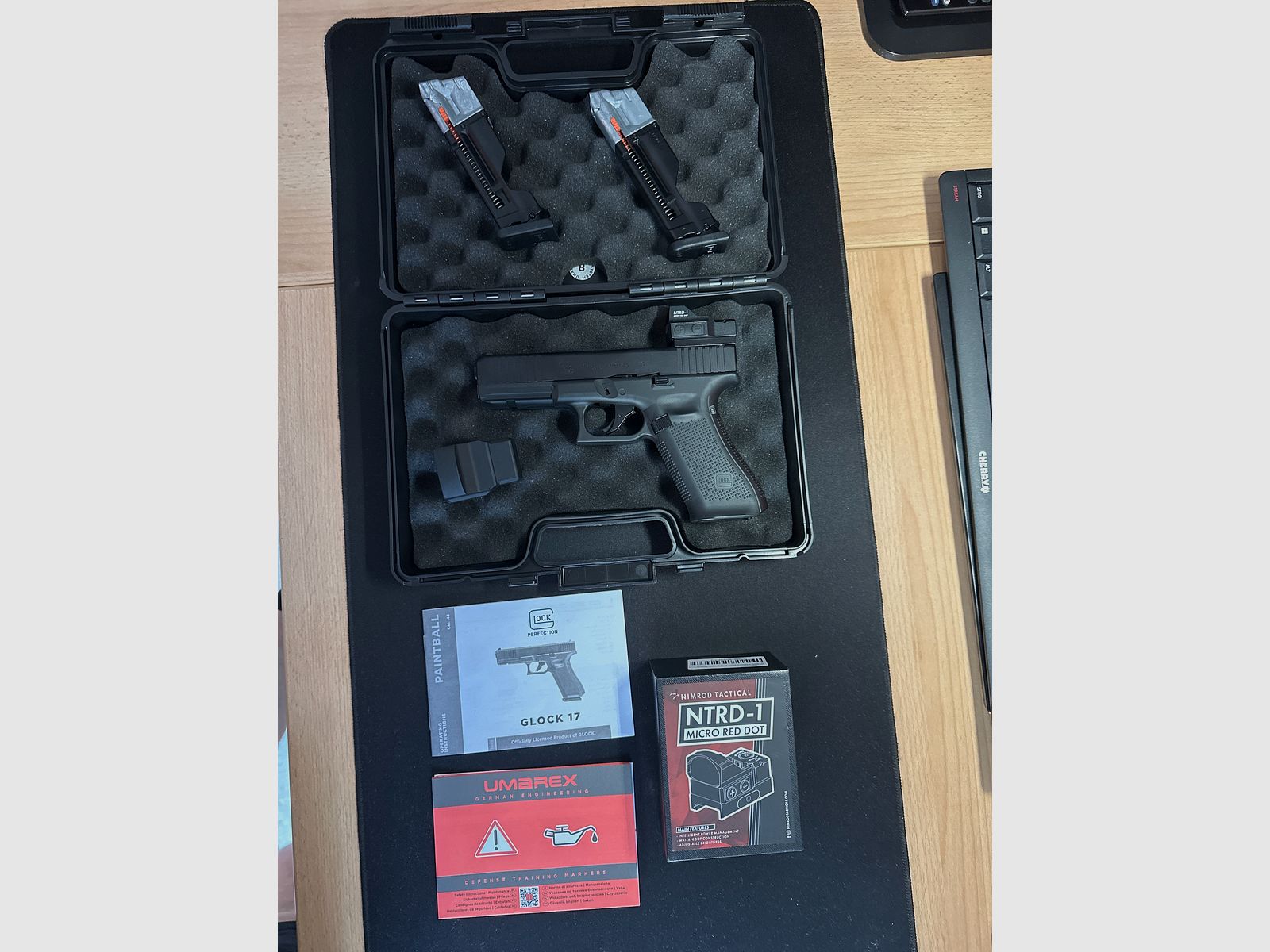 Glock 17 Gen.5 T4E ,  Pistole .43