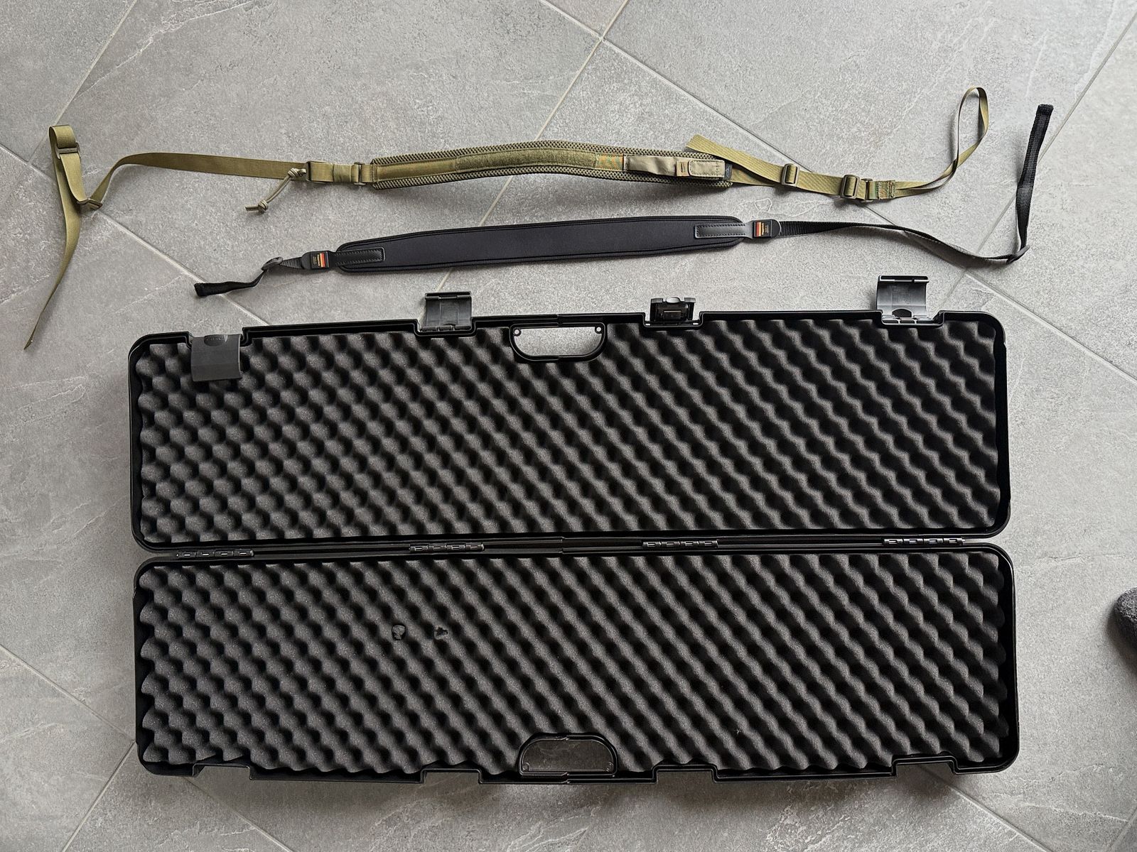 Schmeisser AR15-M5FL .223 Rem., ERATAC trigger, Magpul CTR, Falke Optik