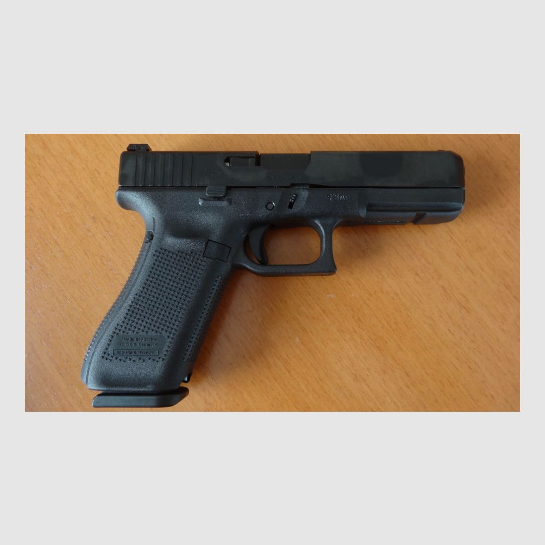 Glock Brandneu: Glock 17 Generation 5 - Cal. 9x19 mm