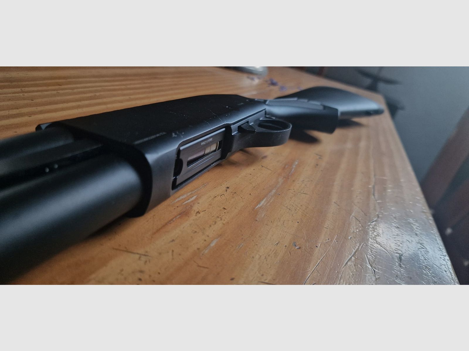 Golden Eagle M8872 Vollmetall Pump Action Gas Shotgun 6mm BB schwarz
