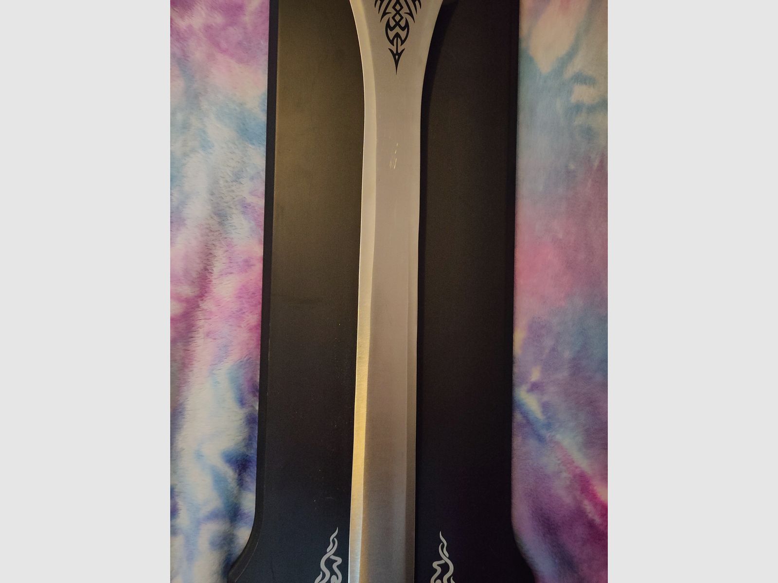 Decorative sword dragon slayer from "Two Worlds" 100cm including wall mount *rare*