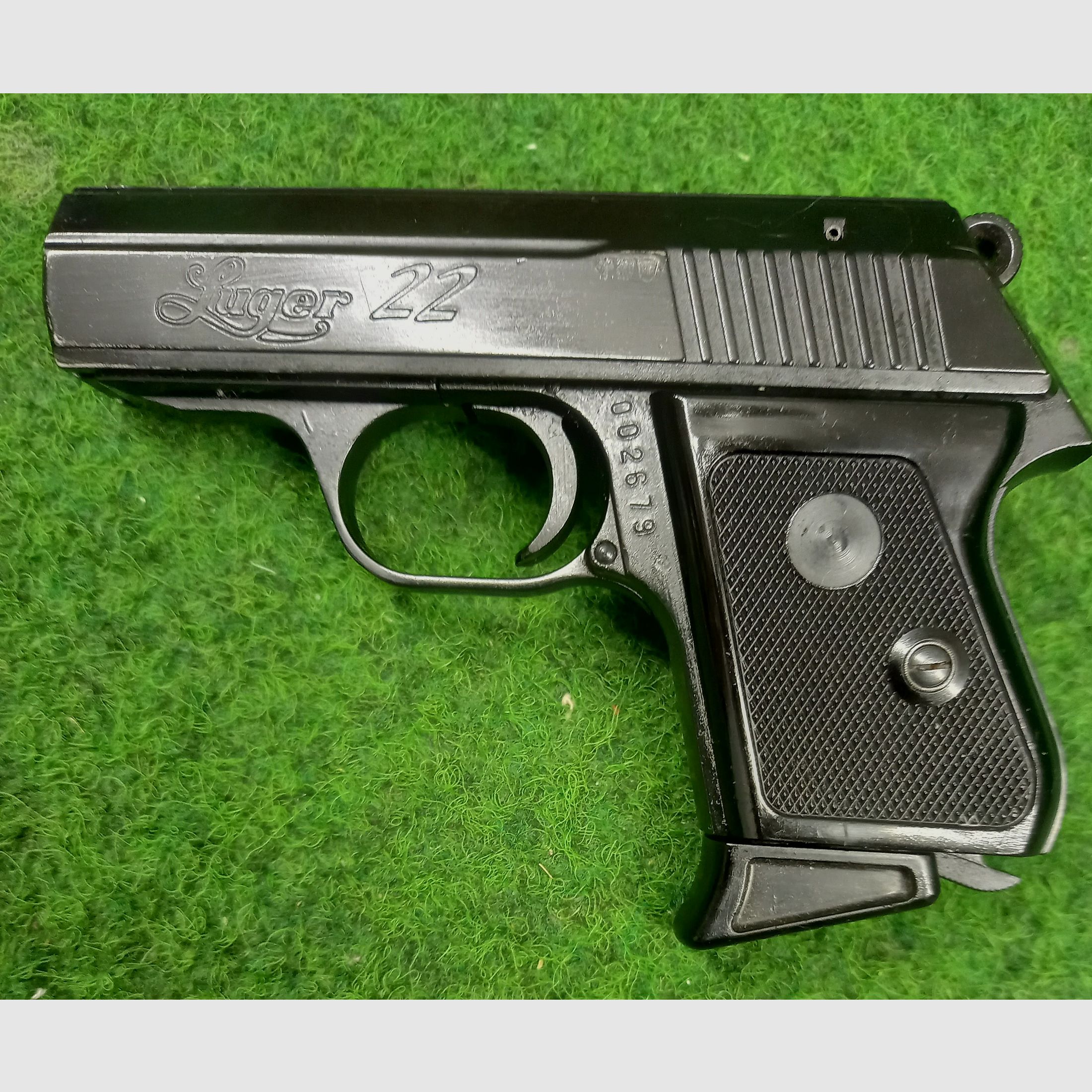  Pistolets ERMA Luger 22 rares, une rareté en calibre .22 Lr.