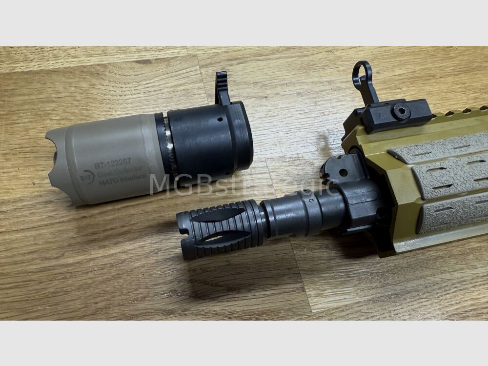 sportingly approved! H&K MR223 A3 11" barrel - SPORT - sand-colored semi-automatic rifle .223Rem - Heckler & Koch - lots of accessories approved in BKA assessment! civilian version H&K 416 G95