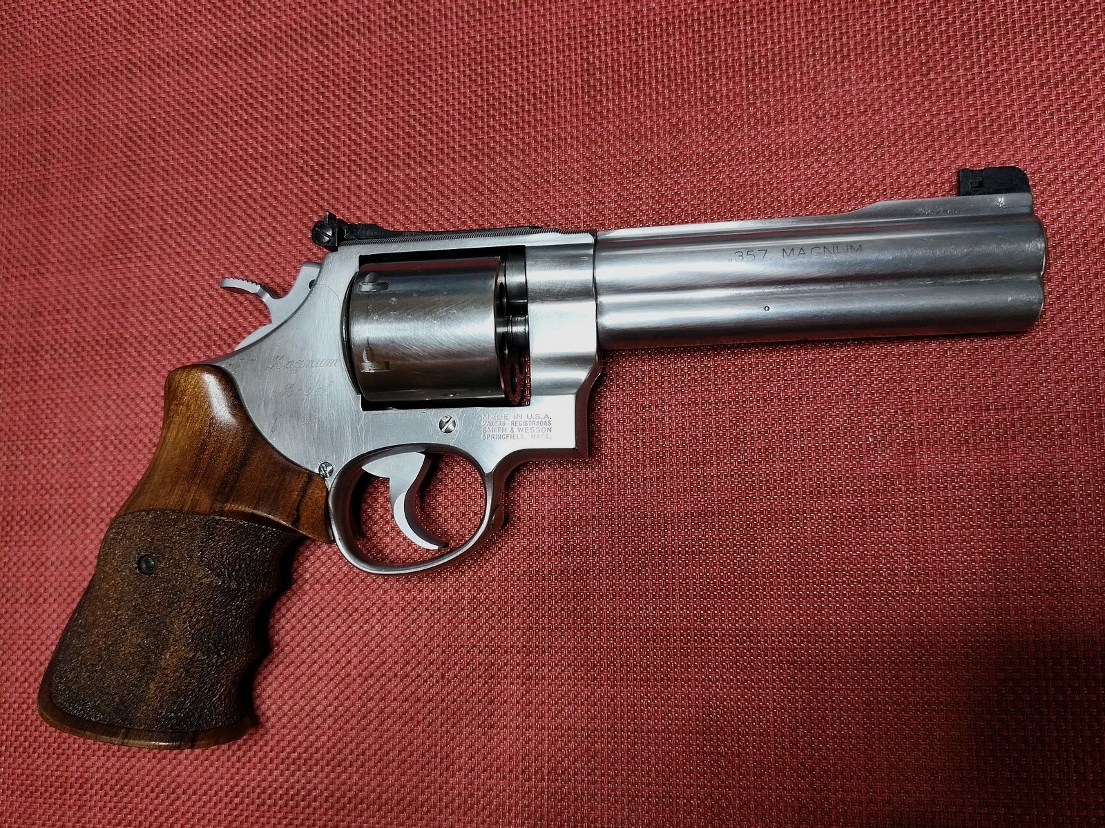S&W Revolver  cal. 357 Magnum - Mod. 627
