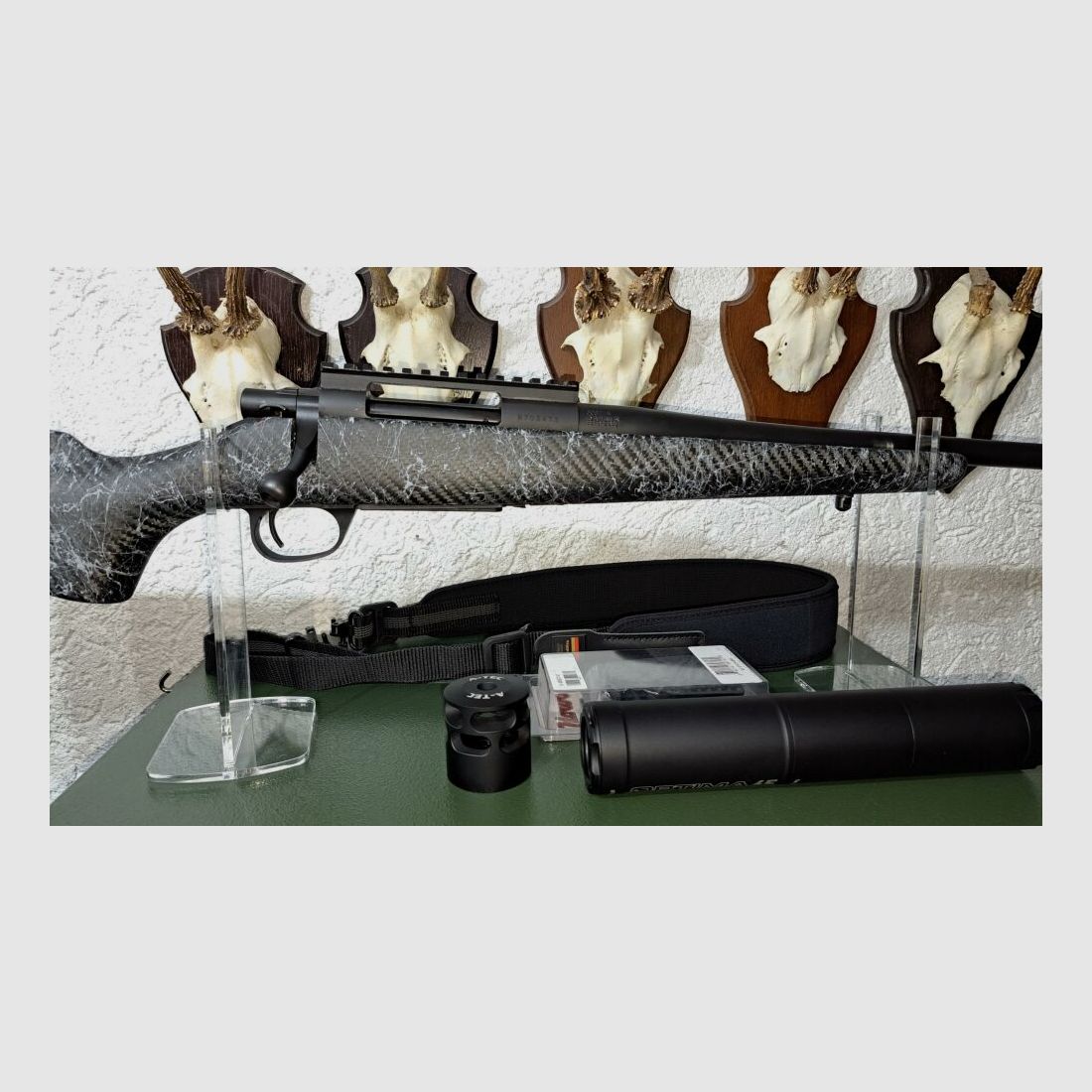 HOWA Superlite + DDOPTICS Zielfernrohr + Montage + A TEC Schalldämpfer + Zubehör