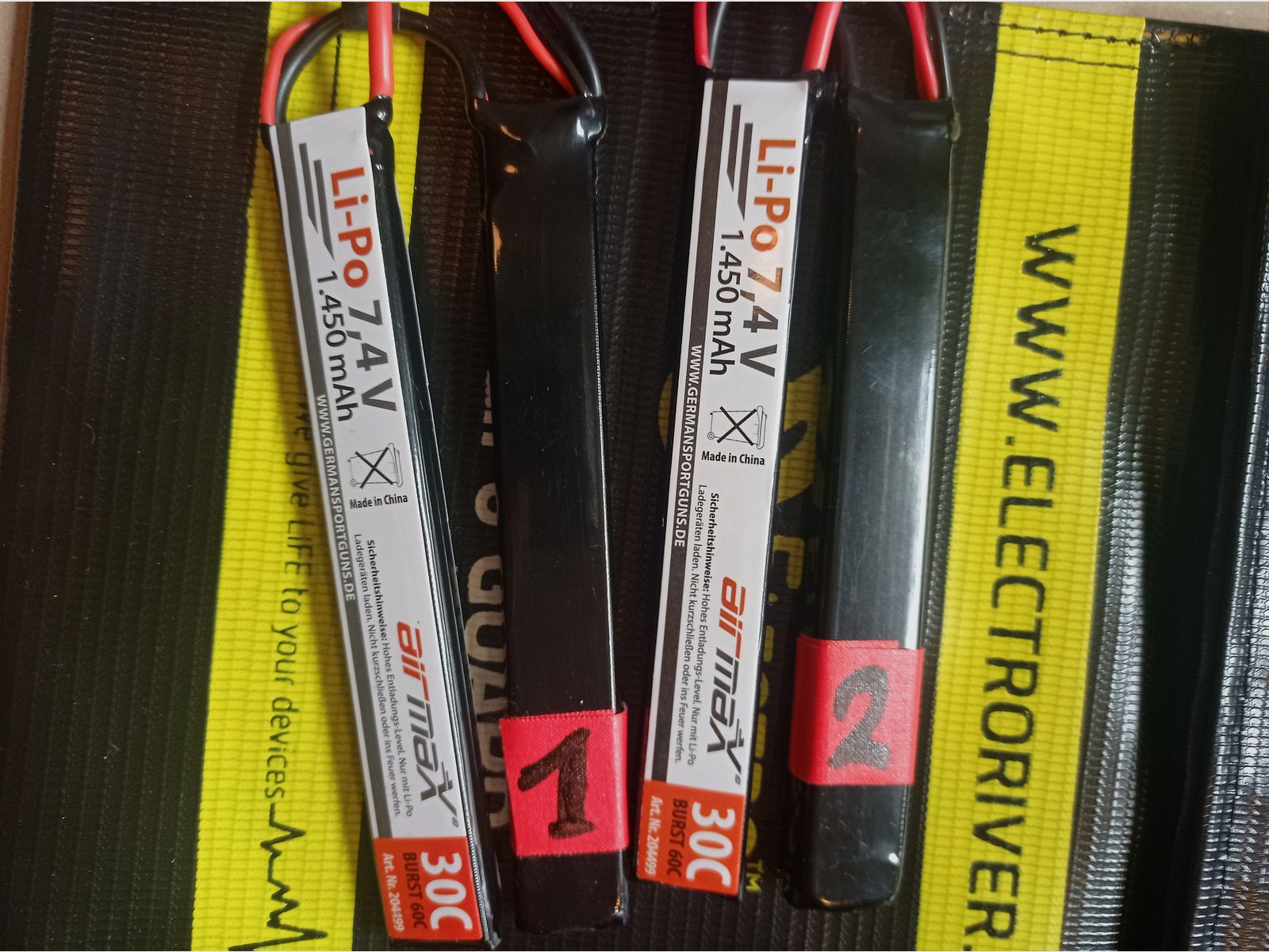 Airsoft AEG Karabin G&G GC16 SR CQB 0,5J z akcesoriami