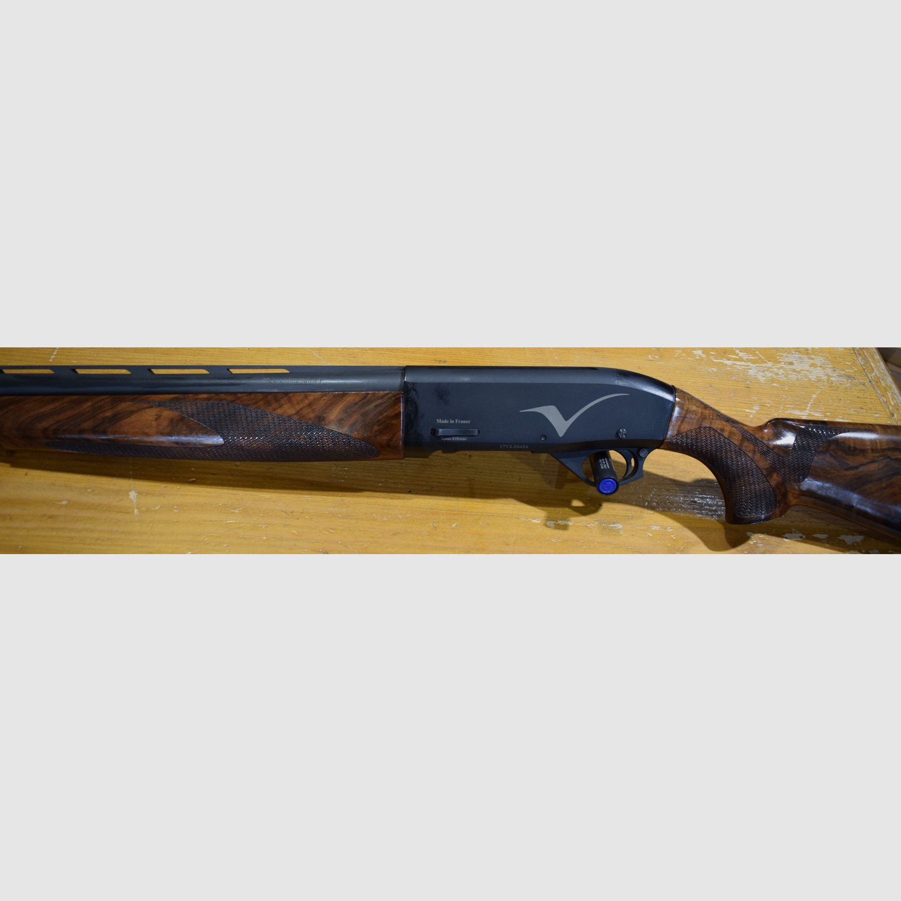 Verney Carron Veloce Flinte, Kal. 12/76, Lauf 71cm mit Magazinrohr 5+1 Patronen, wunderschönes Holz, Bild 8 von 9