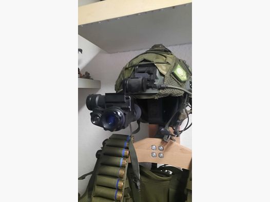 IR NVG mit IR Verstärkerlampe