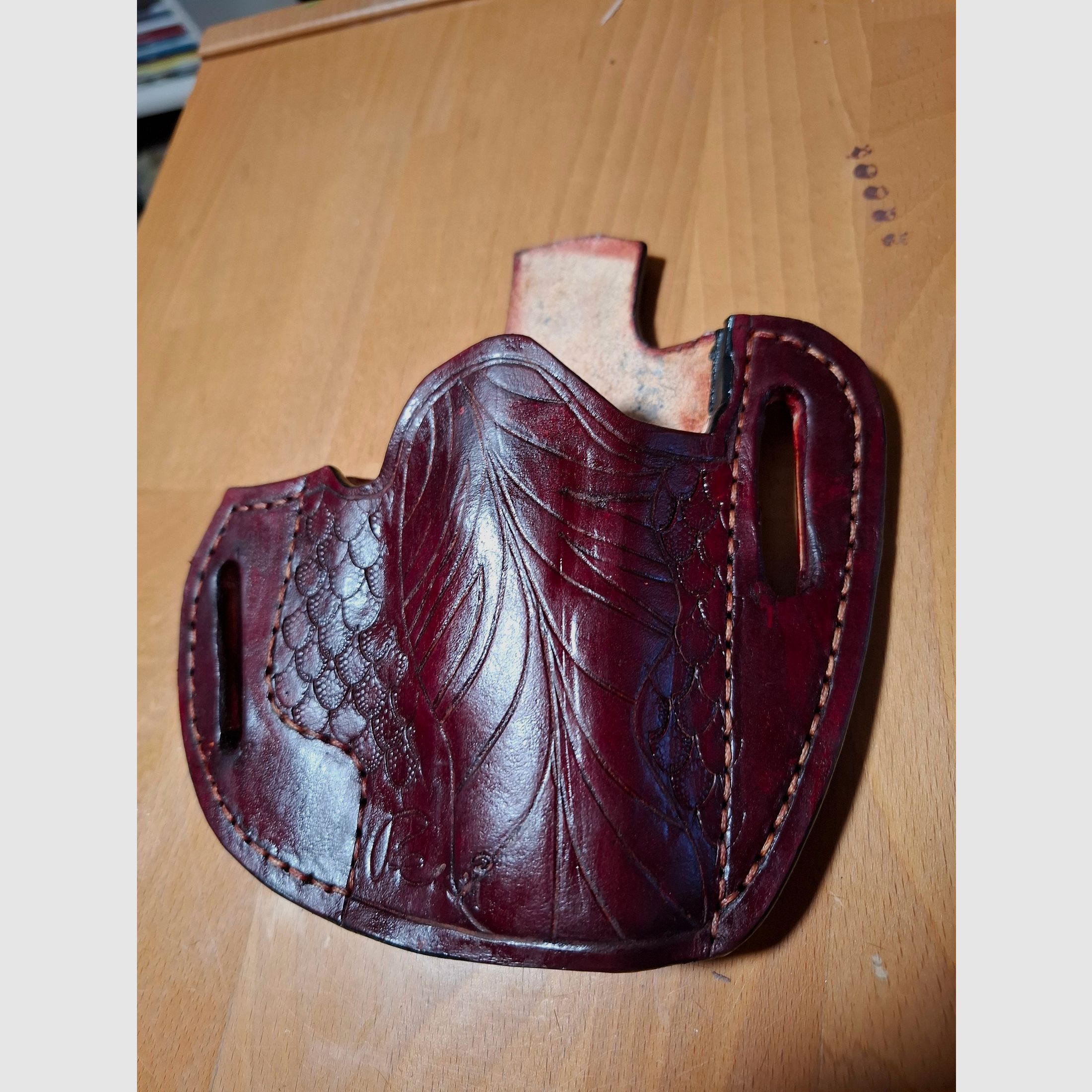 Handgenähtes Holster CANIK TP9.