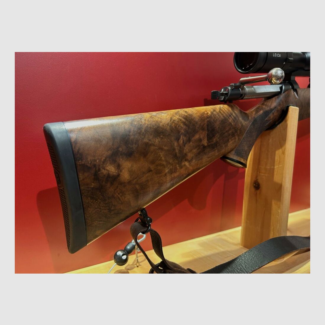 Mauser M03 HK6 w tym Leica Fortis 1.8-12x42i w tym Hausken SD