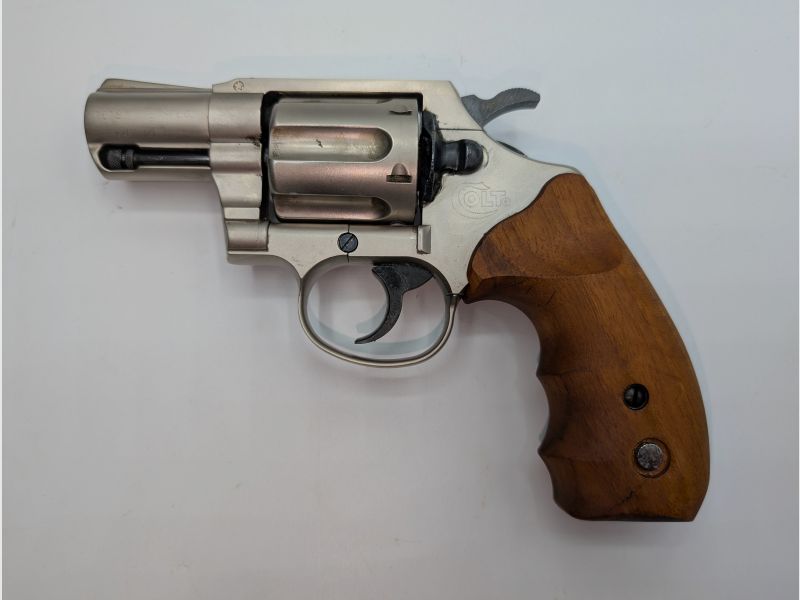 Colt Detective Special (Umarex) .380 (9mm) R.K. (PTB 841) con empuñaduras de madera, imagen 2 de 3