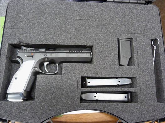 Pistole CZ TS 2 Tactical Sports Entry inkl. verstellbarer Visierung Kal. 9×19