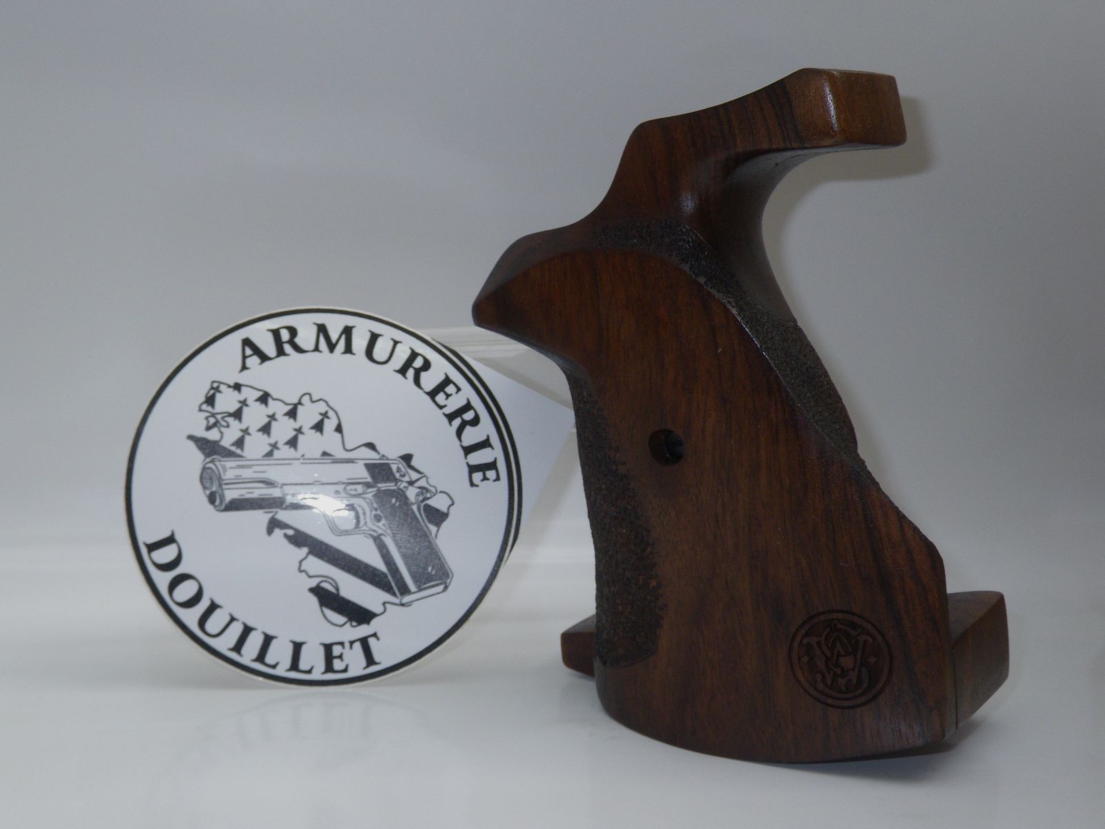 Griffschalen anatomisch verstellbar mit Textur + S&W Logo für K/L Round Butt Rahmen, Bild 1 von 2