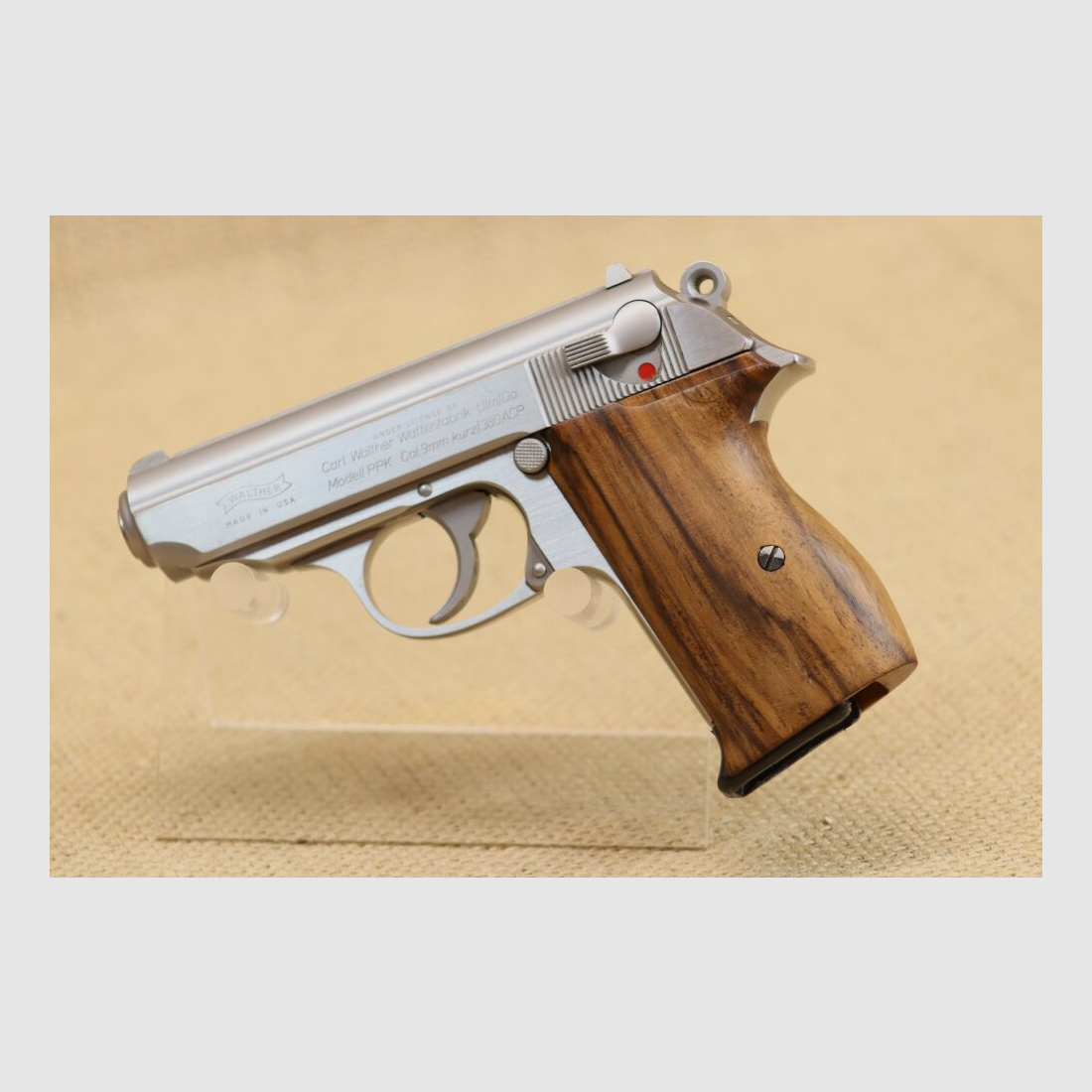 Interarms PPK 9mmBrowningK