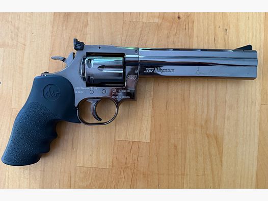 Dan Wesson 715 Diabolo *Rareza - cañón continuo*