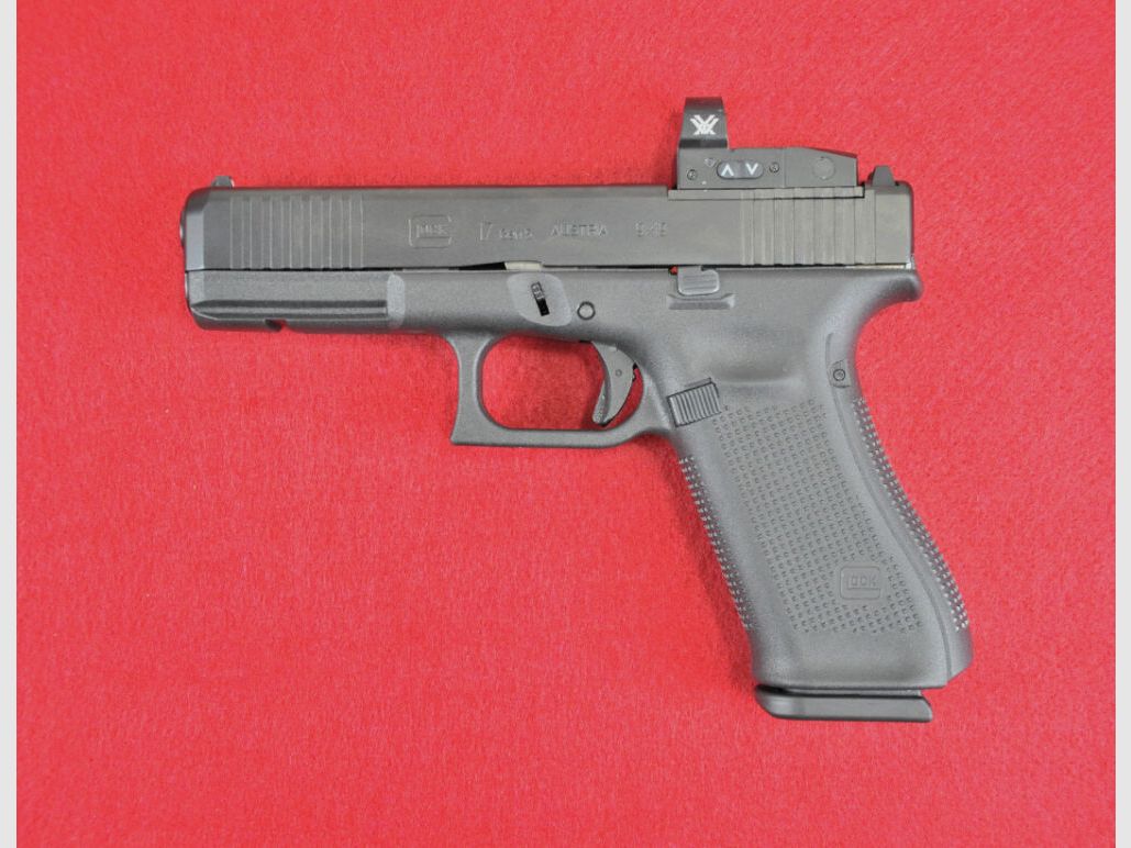 Glock 17 Gen5 FS M.O.S. 9mm Luger